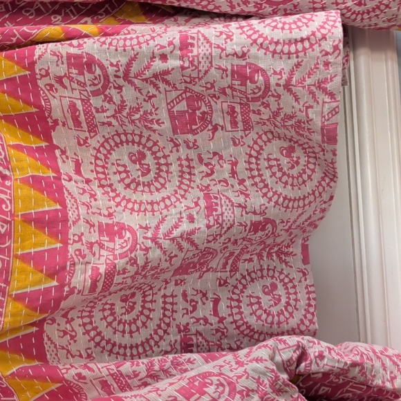 Free Size. Abundance Crop Kantha Bae - Picture 4 of 15